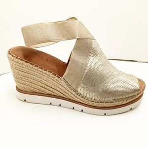 {Kenneth Cole} Gentle Souls Crista SP Espadrille